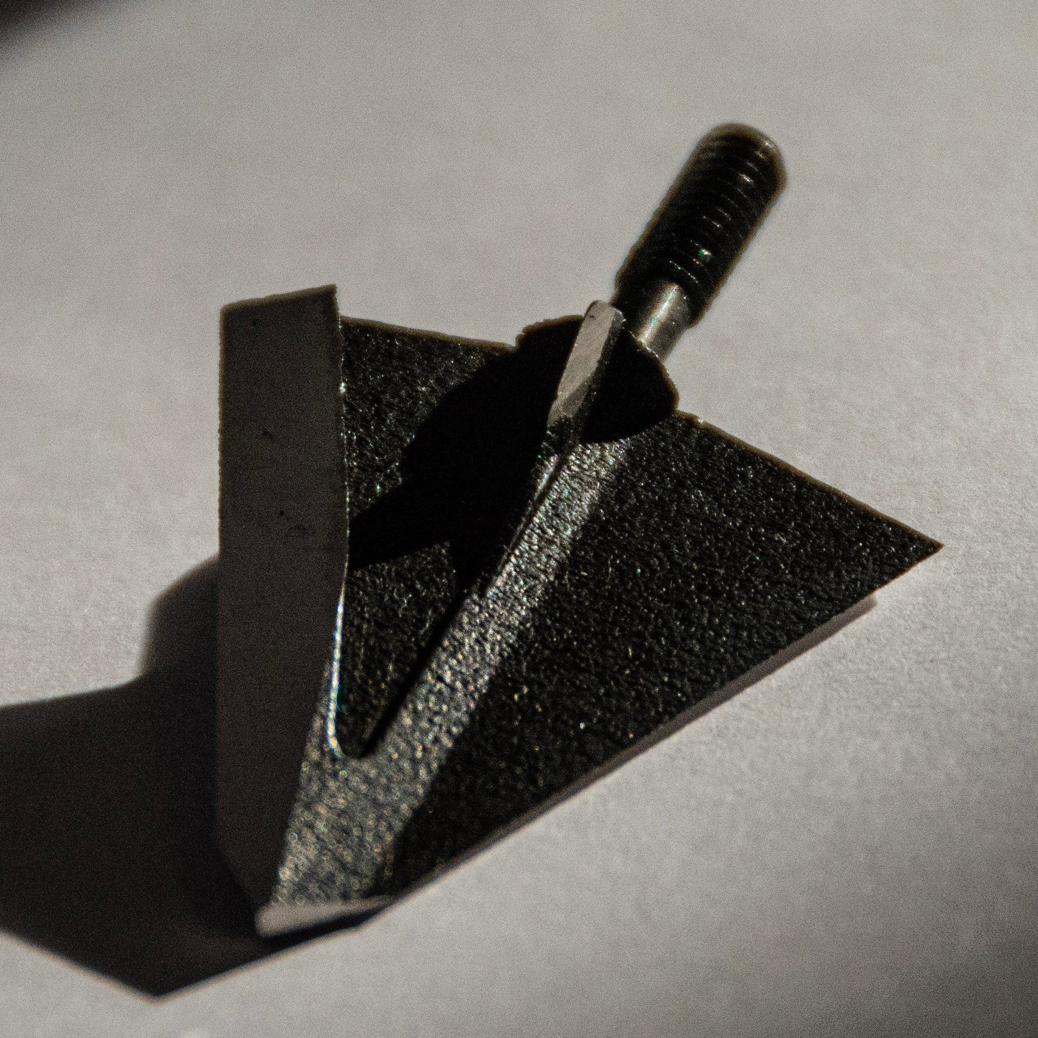 OVERMATCH VER 1.0 - 100gr - Single Bevel